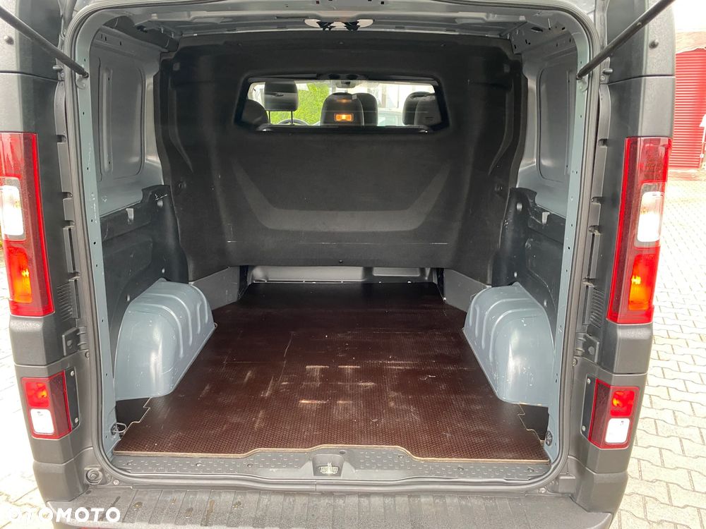 Renault Trafic 2.0 Doka 6 Osobowa Rejestracja 11.2021r Samochód Ciężarowy - 13