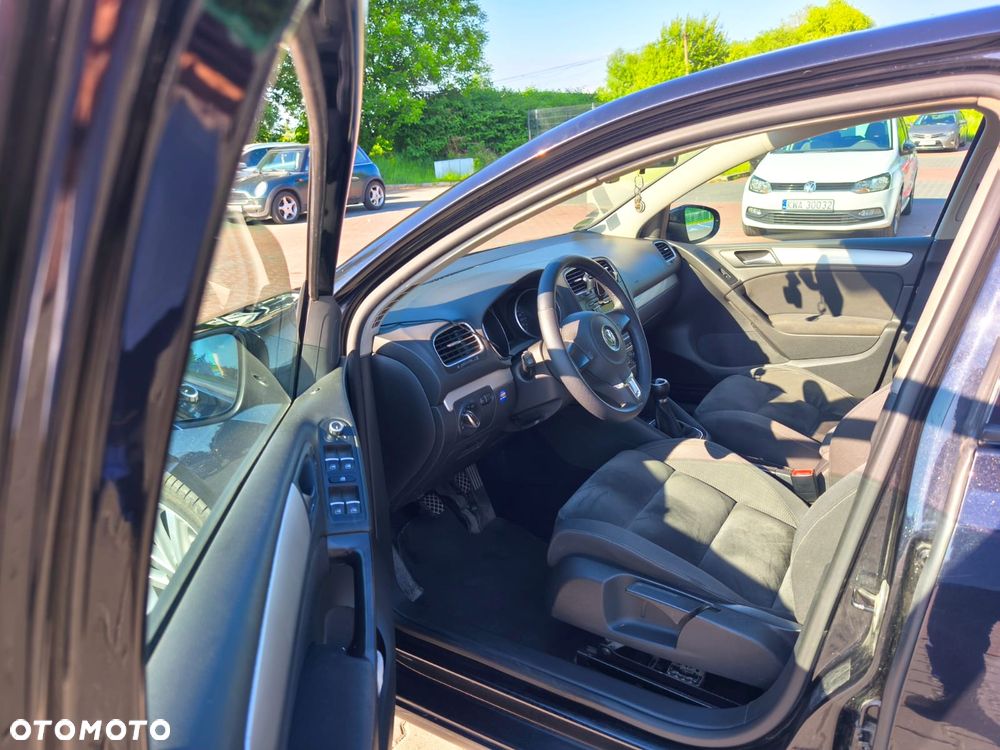 Volkswagen Golf 2.0 TDI Highline - 6