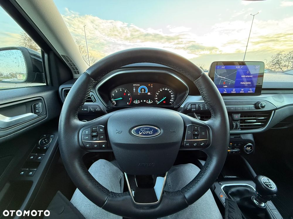 Ford Focus 1.5 EcoBoost Titanium ASS - 11