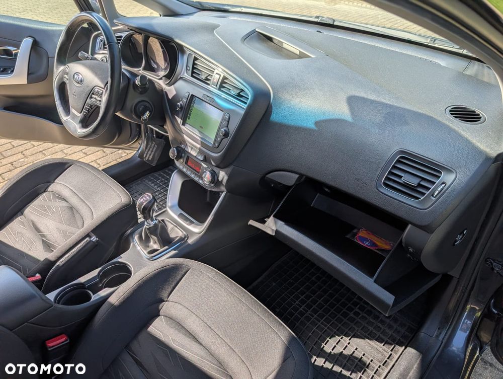 Kia Ceed 1.4 L - 27