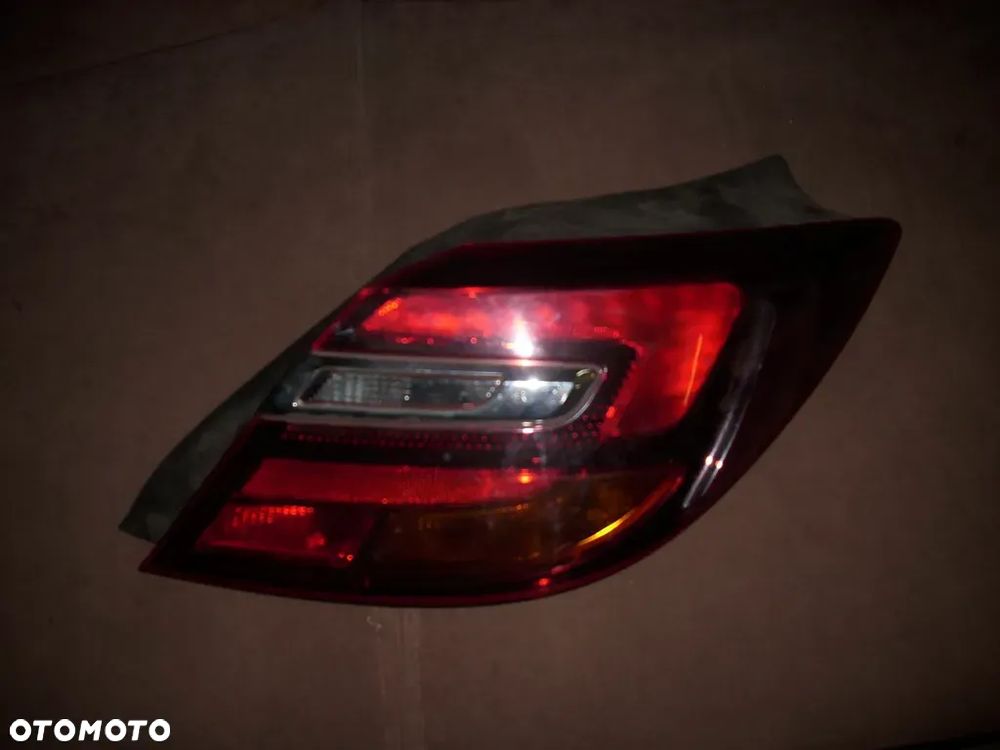 Opel Insignia A Lift Lampa prawa tyl 23422540