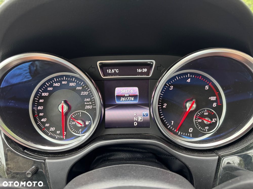 Mercedes-Benz GLE - 16