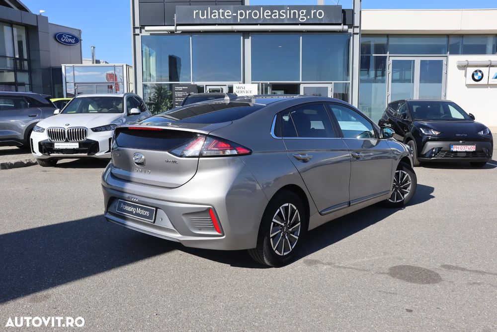 Hyundai IONIQ - 2
