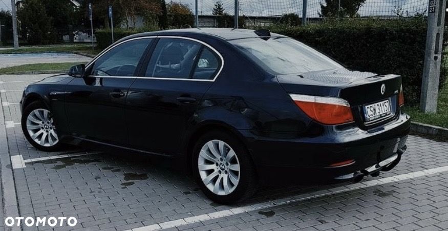 BMW Seria 5 520i - 5