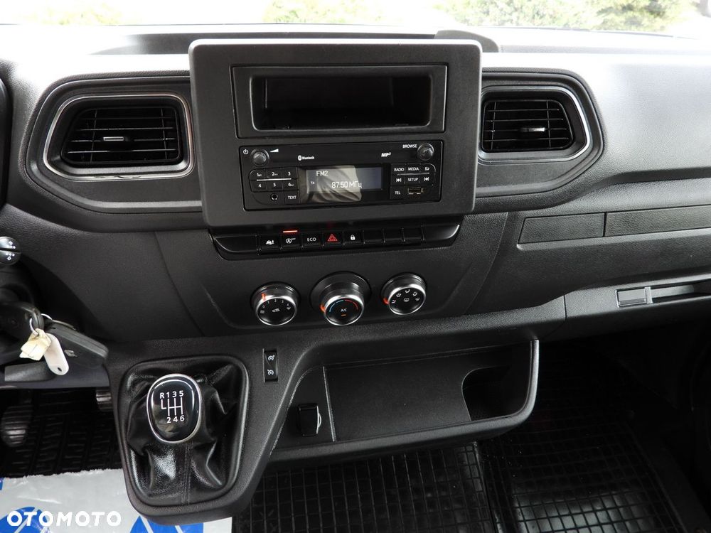 Renault MASTER  PLANDEKA 10 PALET WEBASTO TEMPOMAT LEDY PNEUMATYKA KLIMATYZACJA  165KM - 34