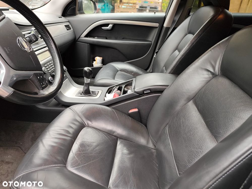 Volvo V70 2.0D Momentum - 14
