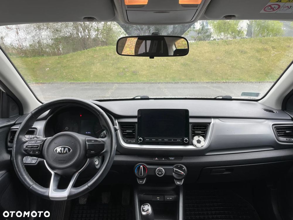 Kia Stonic 1.0 T-GDI L - 11
