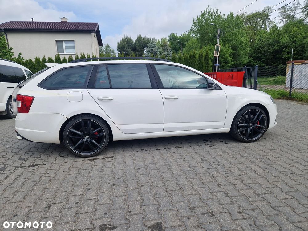 Skoda Octavia 2.0 TSI (Green tec) RS - 6