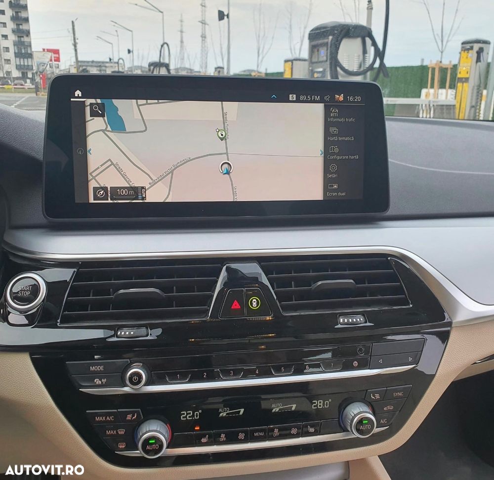 BMW Seria 5 530e iPerformance Aut. - 23