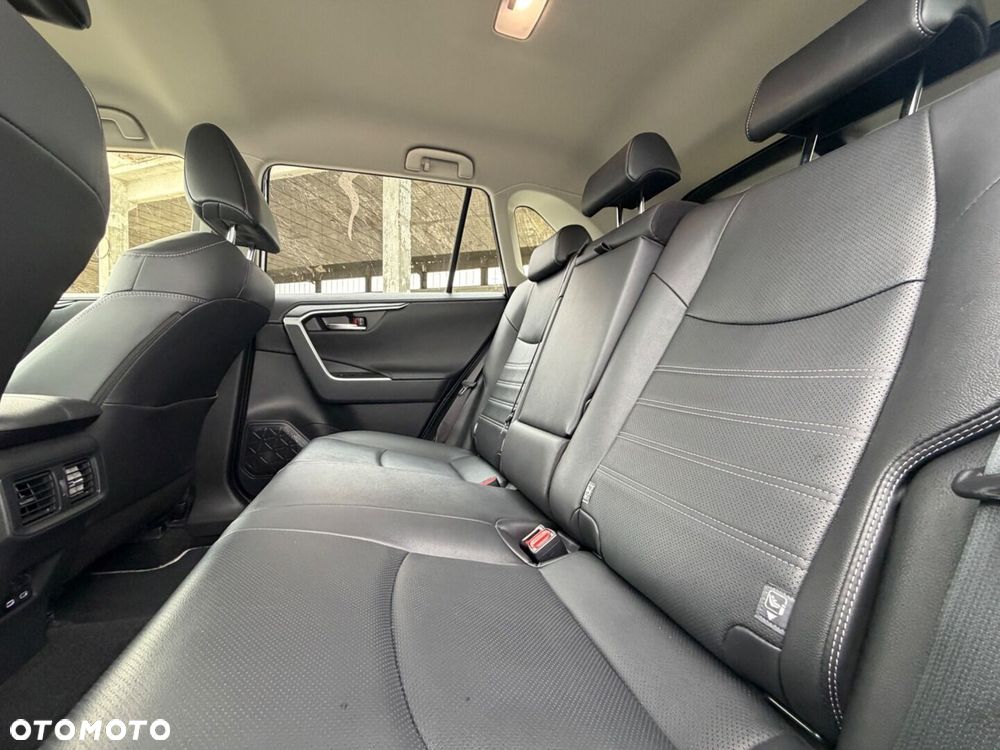 Toyota RAV4 - 23