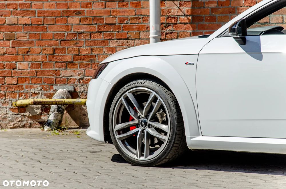 Audi TT S Roadster - 13