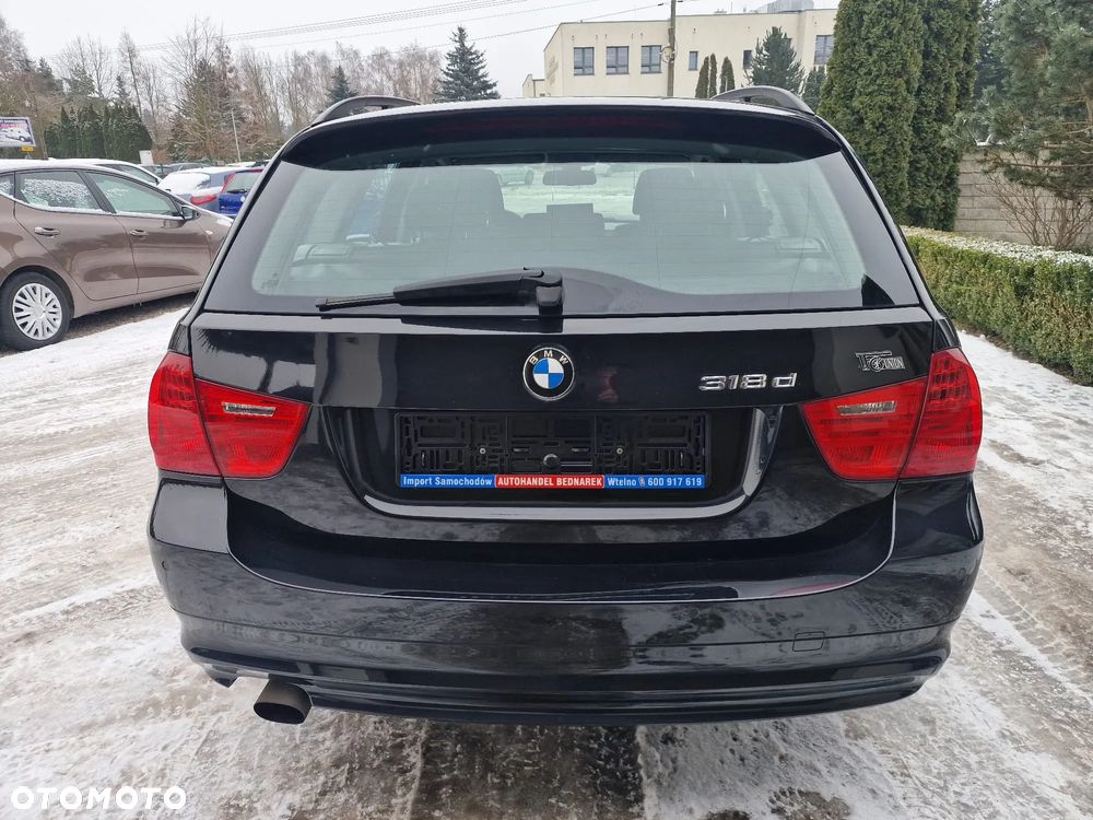 BMW Seria 3 318d DPF - 7