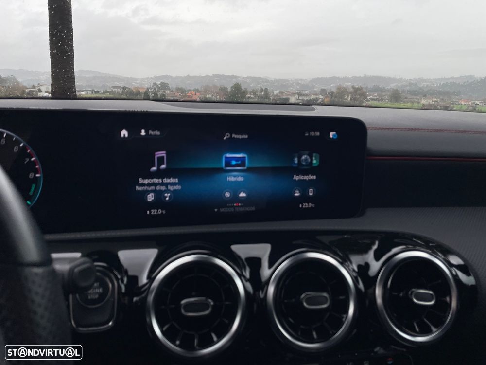 Mercedes-Benz CLA 250 e Shooting Brake 8G-DCT AMG Line - 29