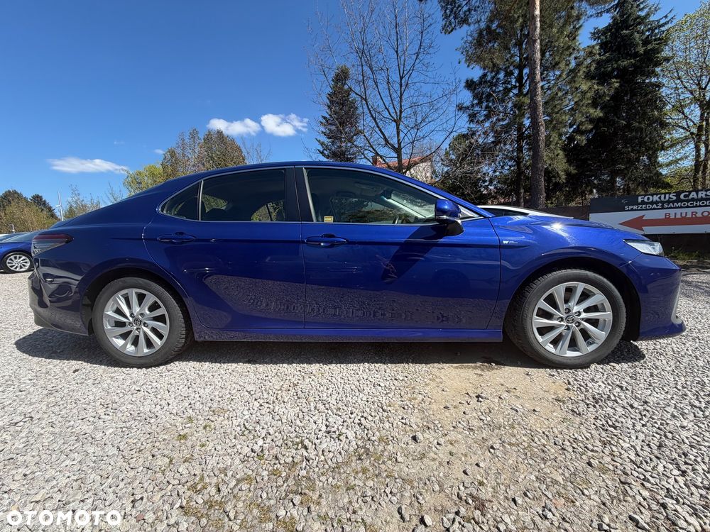 Toyota Camry 2.5 Hybrid Comfort CVT - 12