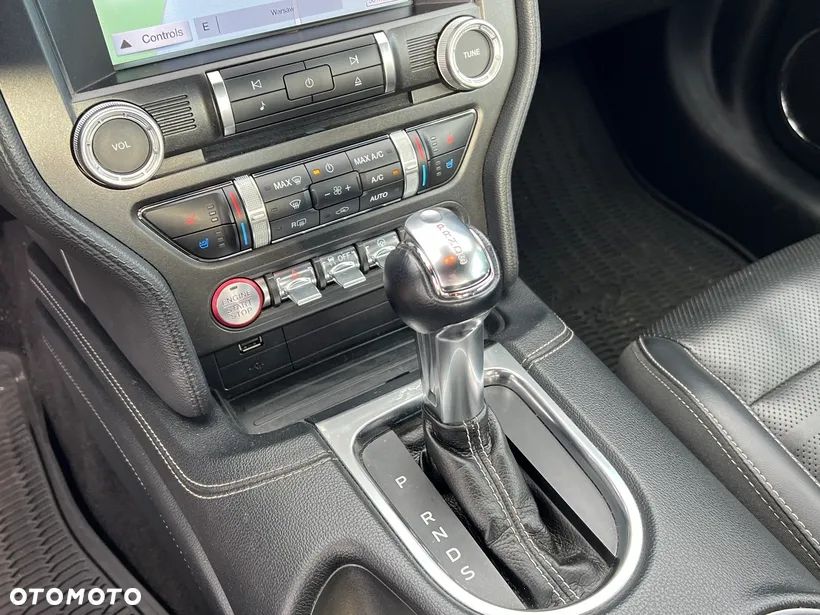 Ford Mustang 5.0 V8 GT - 16