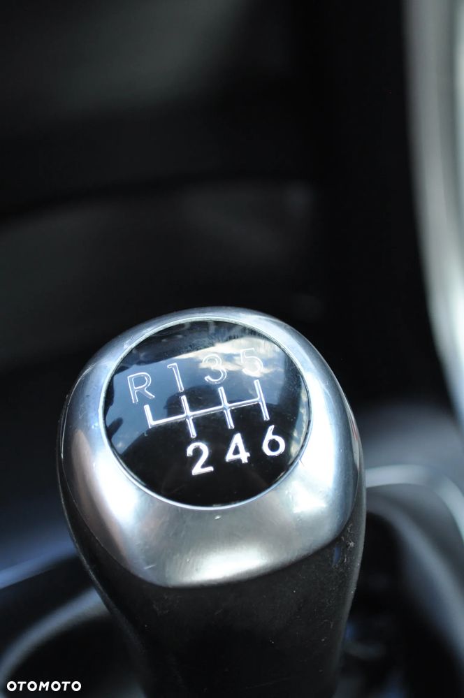 Hyundai i30 1.4 Fifa World Cup Edition - 26