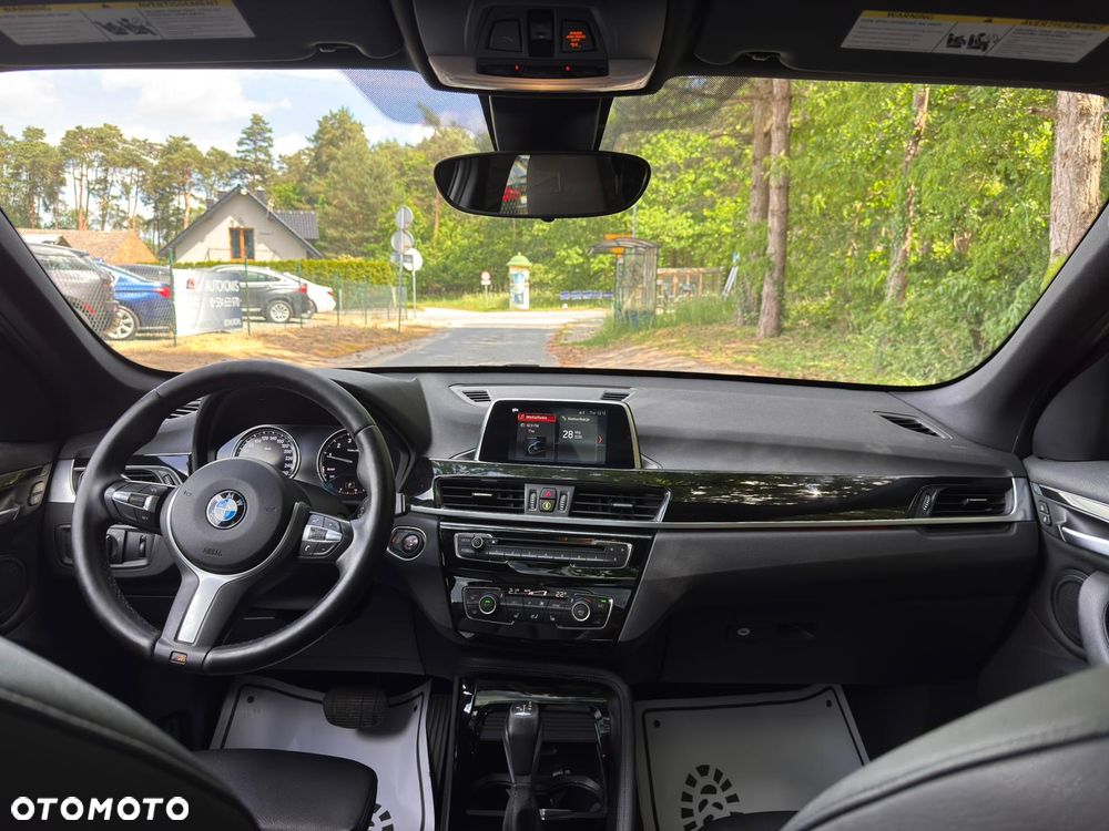 BMW X1 xDrive25i GPF xLine sport - 10