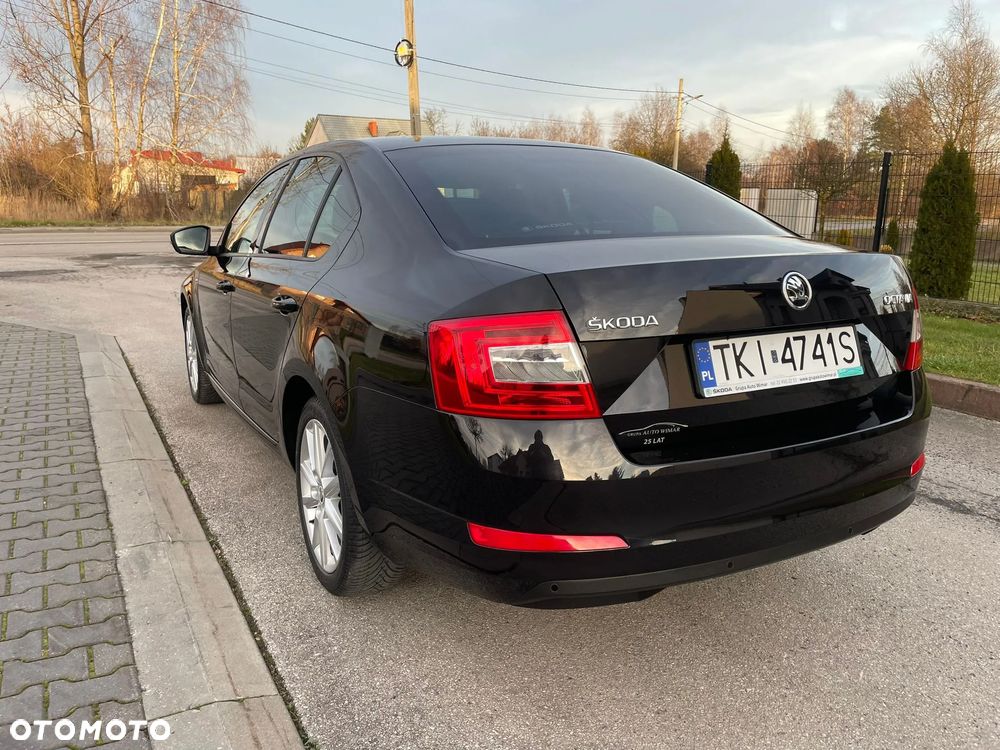 Skoda Octavia 2.0 TDI Joy DSG - 7