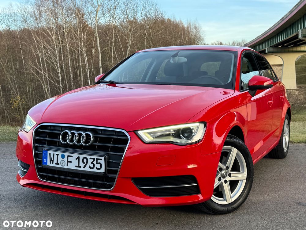 Audi A3 Sportback - 1