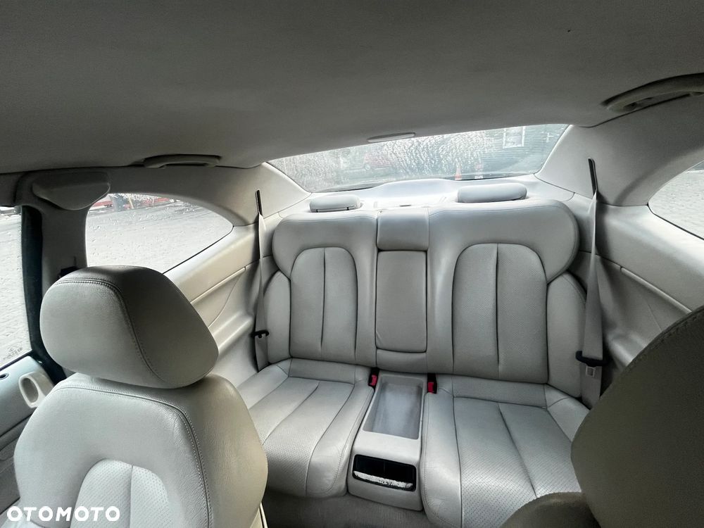 Mercedes-Benz CLK - 14