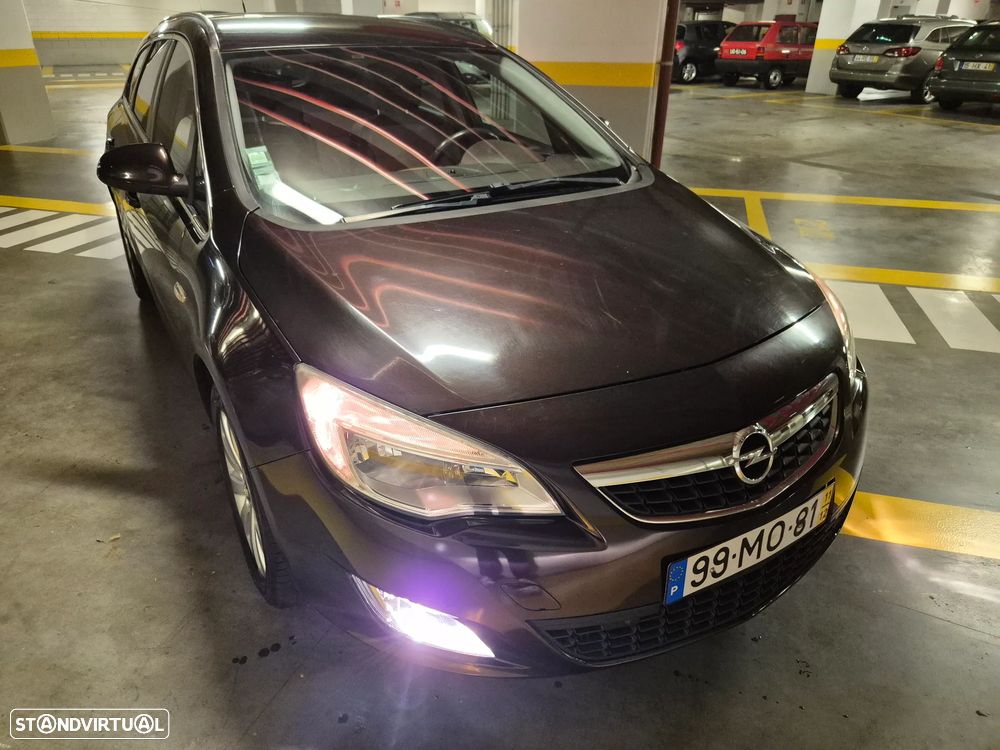 Opel Astra Sports Tourer 1.7 CDTi Cosmo - 8