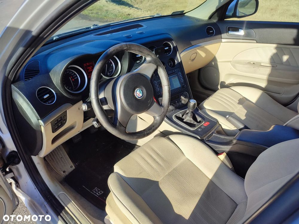 Alfa Romeo 159 1750TBi Sport - 6