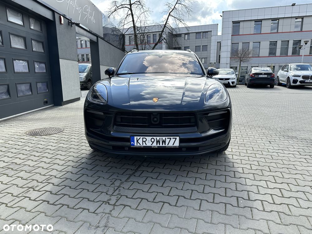 Porsche Macan Standard - 3