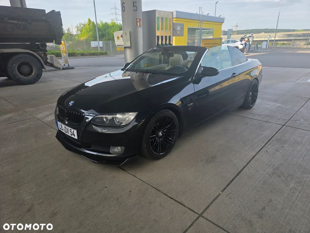 BMW Seria 3 320i - 1