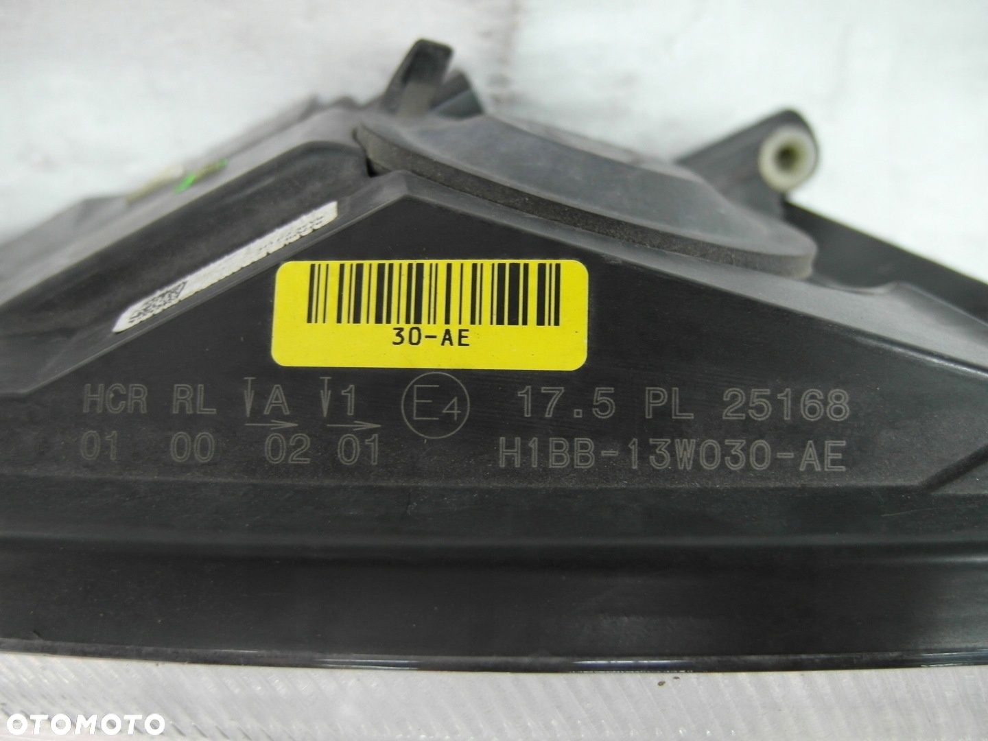 FORD FIESTA MK8 LAMPA PRZEDNIA LEWA - 6