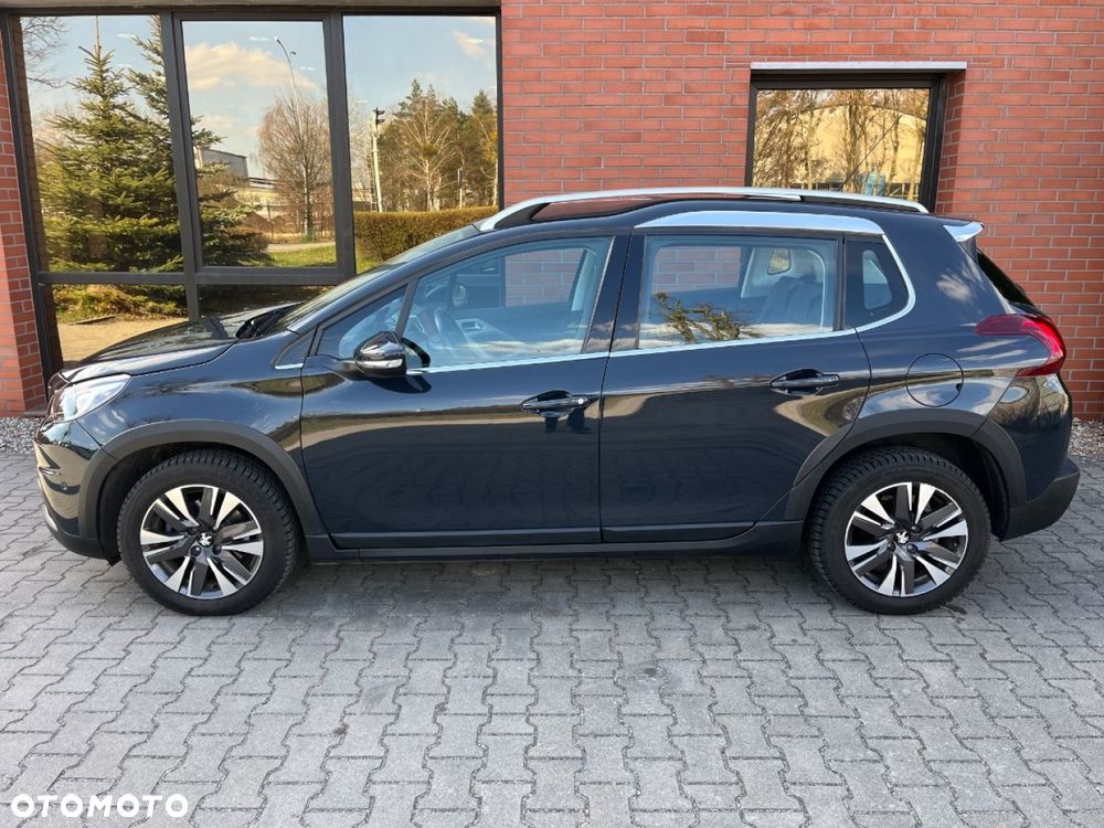 Peugeot 2008 1.2 Pure Tech GPF Allure S&S EAT6 - 27