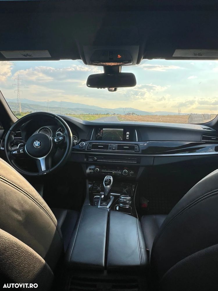BMW Seria 5 535i xDrive AT - 10