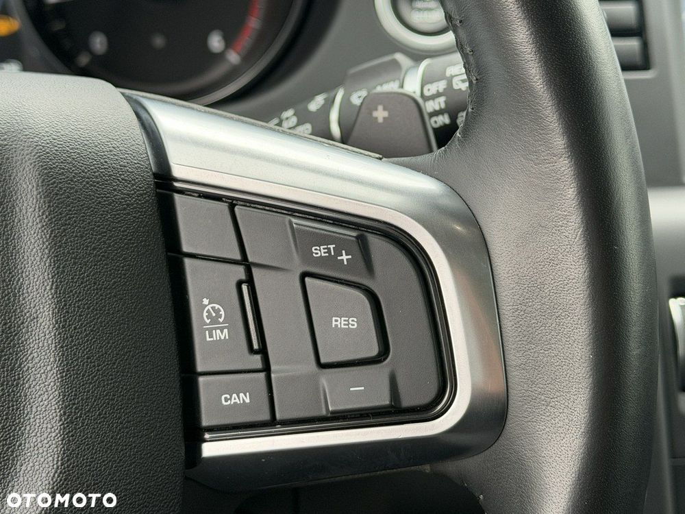 Land Rover Discovery Sport TD4 Dynamic - 23