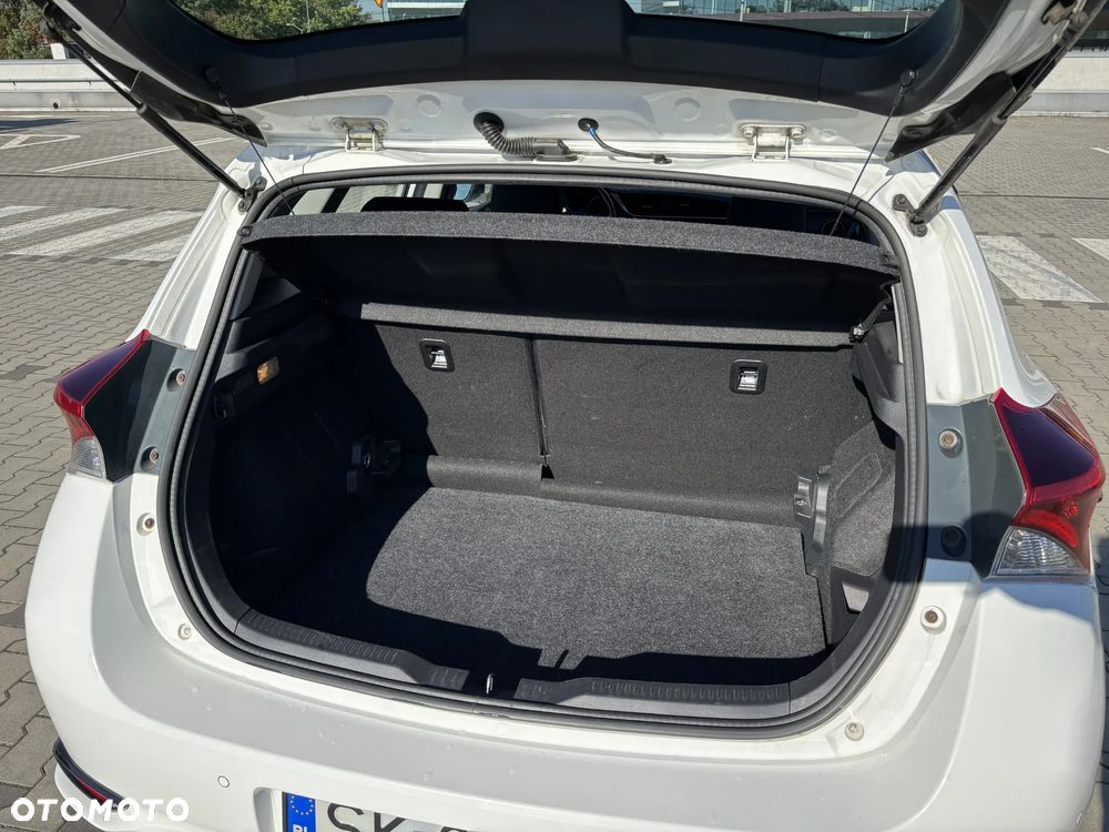 Toyota Auris Hybrid 135 Comfort - 10