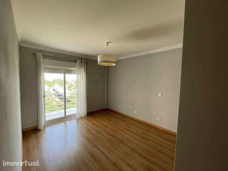 Apartamento T3, c/Box e arrecadacão - Corroios - Grande imagem: 5/8