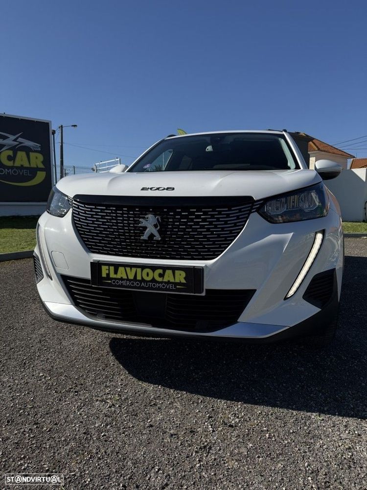 Peugeot 2008 1.2 PureTech Allure Pack EAT8 - 11