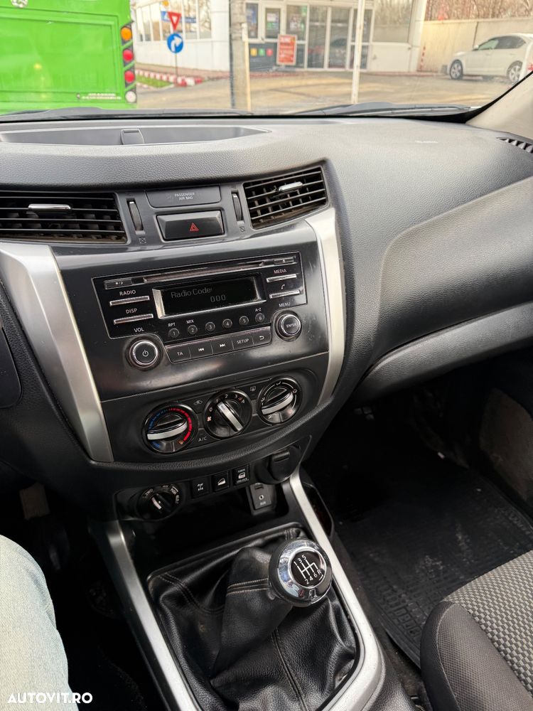 Nissan Navara 2.3 dCi Double Cab Acenta - 16