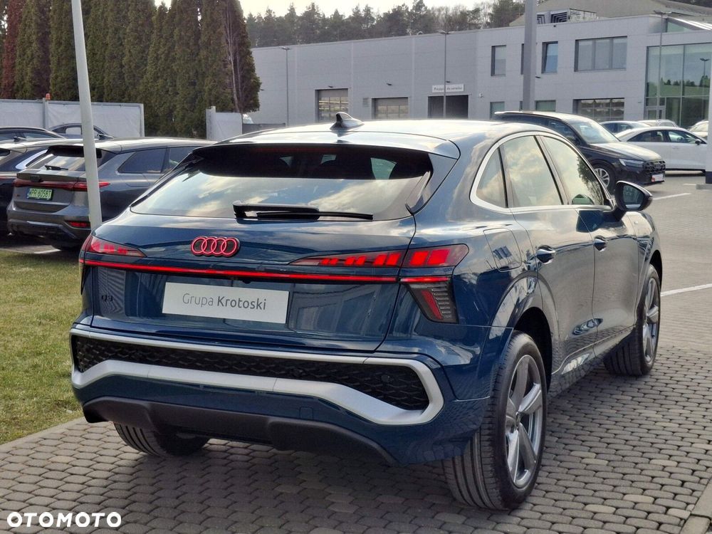 Audi Q3 Sportback - 4