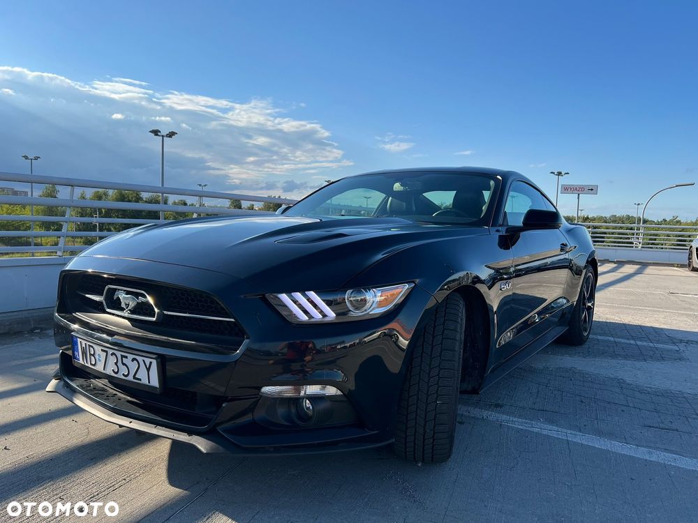 Ford Mustang - 1