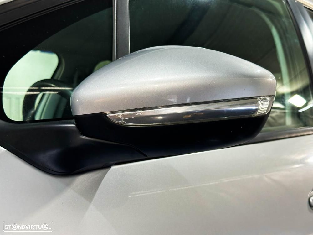 Peugeot 208 1.4 HDi Allure - 16