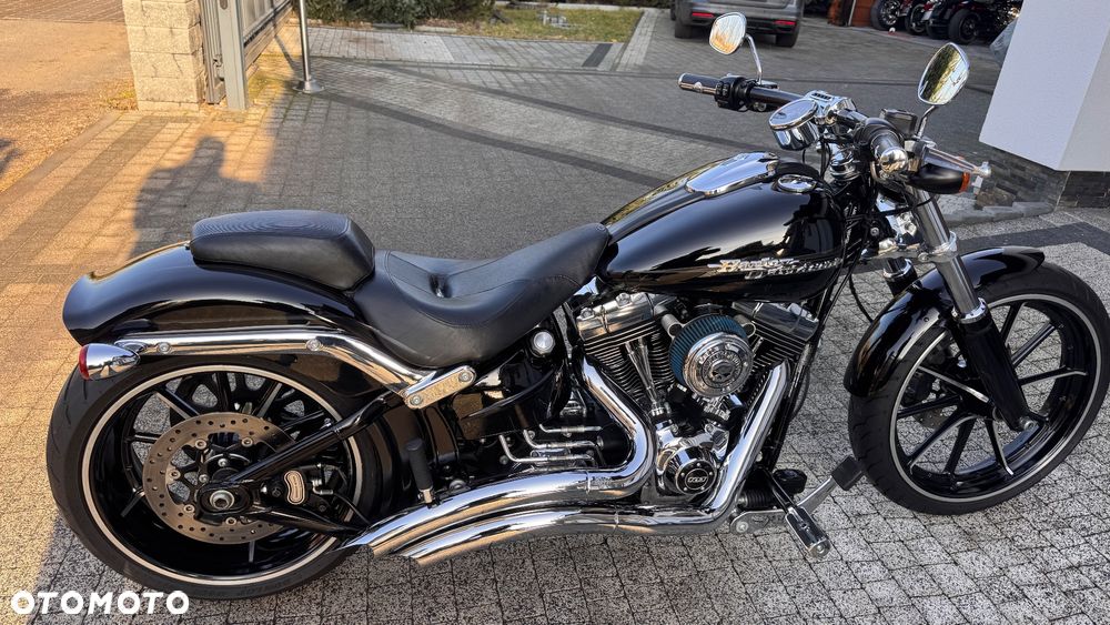 Harley-Davidson FXSB Breakout - 4