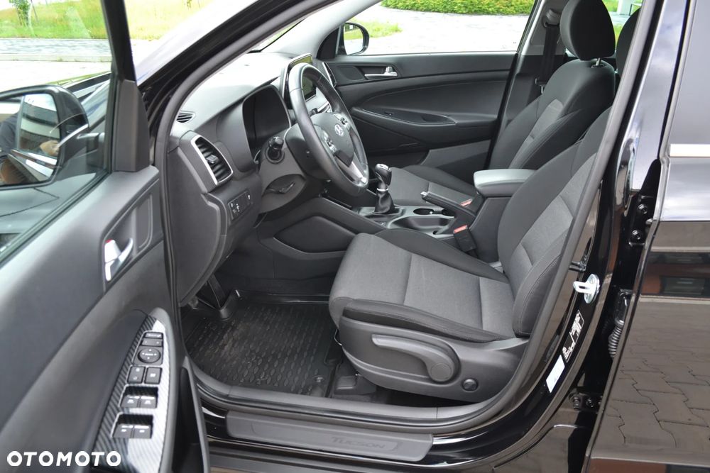 Hyundai Tucson blue 1.6 GDi 2WD Passion - 14