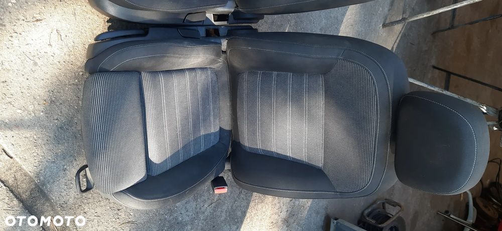 Opel Insignia A Siedzenia Fortele Kanapa tył ANGLIK Cena za komplet - 3