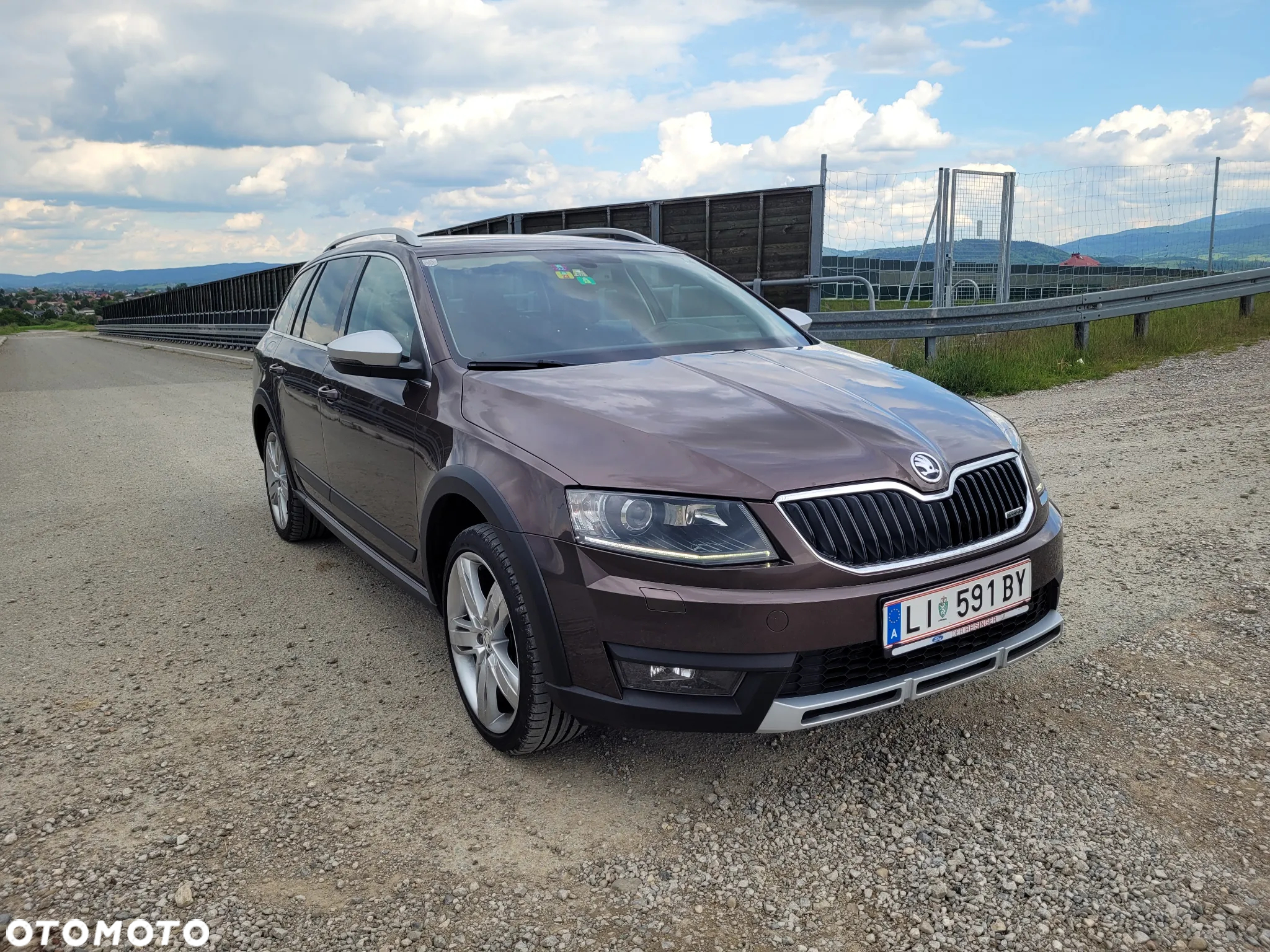 Skoda Octavia Scout 2.0 TDI 4x4 - 2
