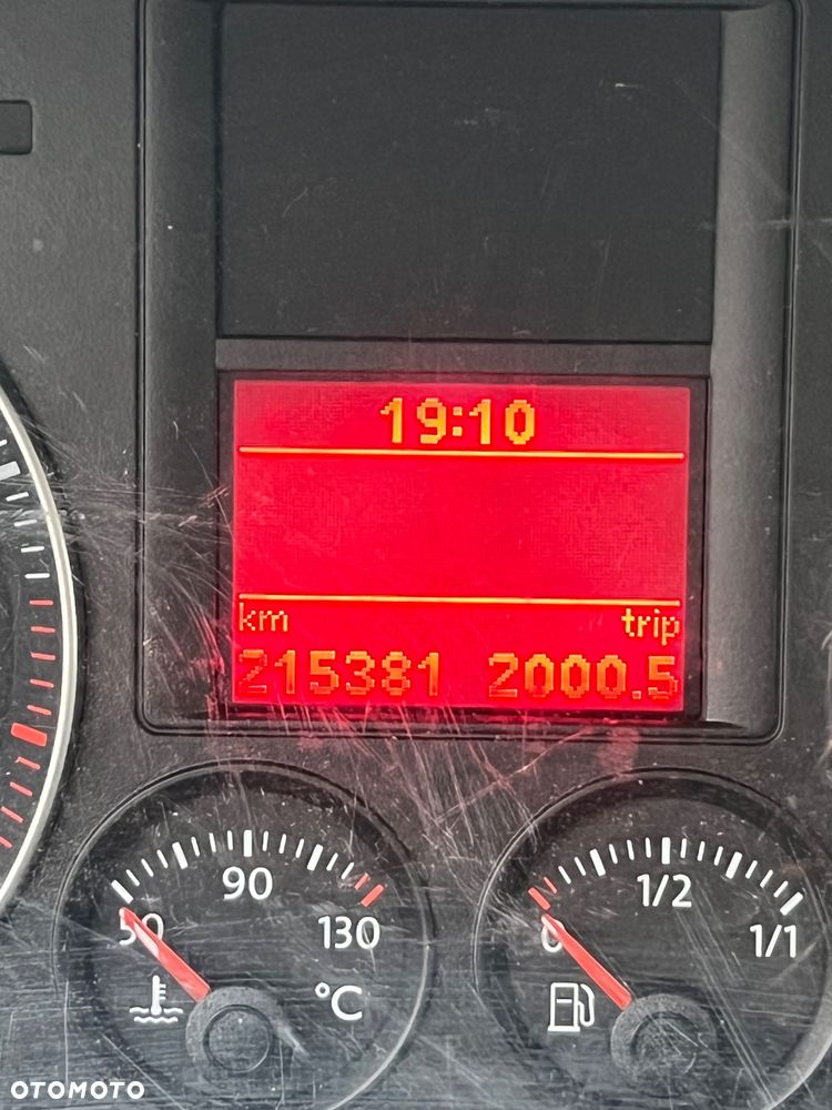 Volkswagen Golf 1.4 TSI Individual - 18