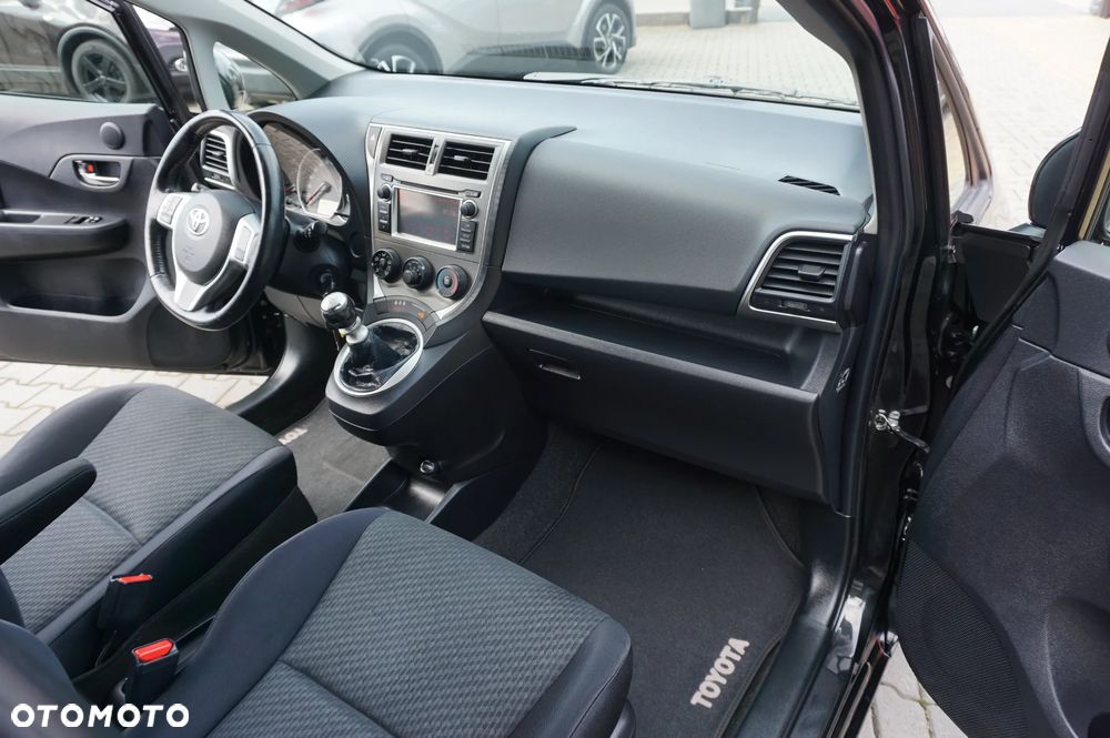 Toyota Verso S 1.33 VVT-i - 26