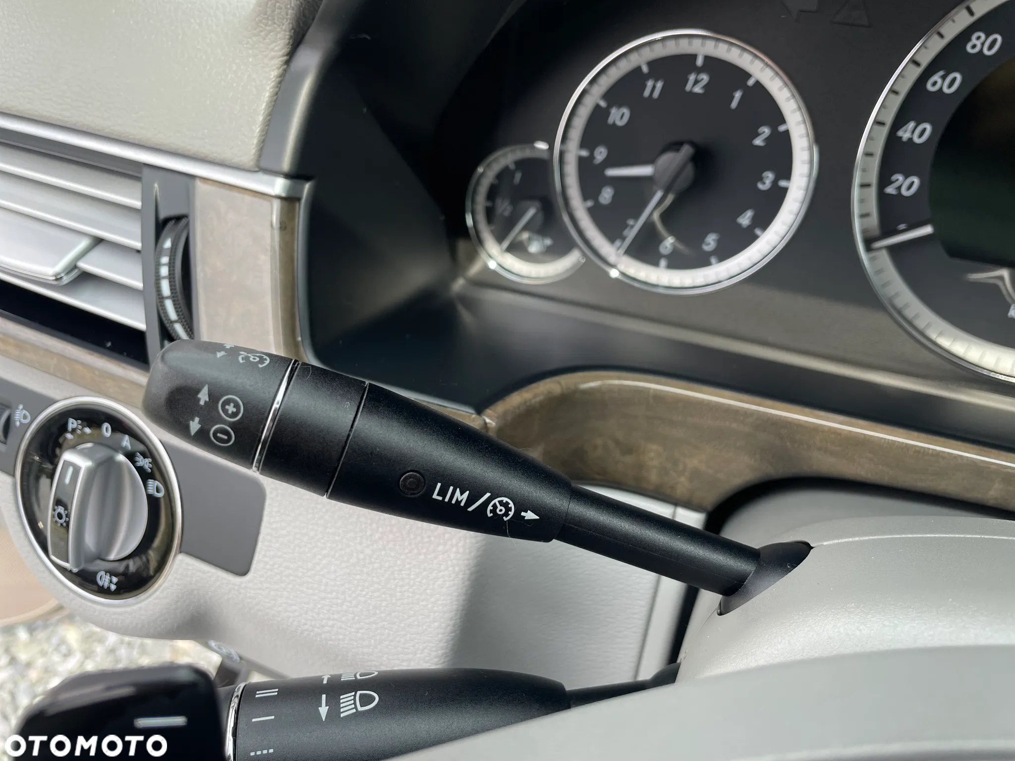 Mercedes-Benz Klasa E 350 CGI BlueEffICIENCY Avantgarde - 20