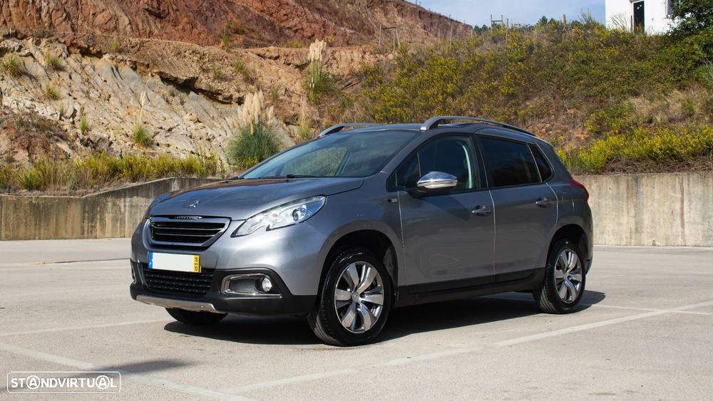 Peugeot 2008 1.2 PureTech Style - 1