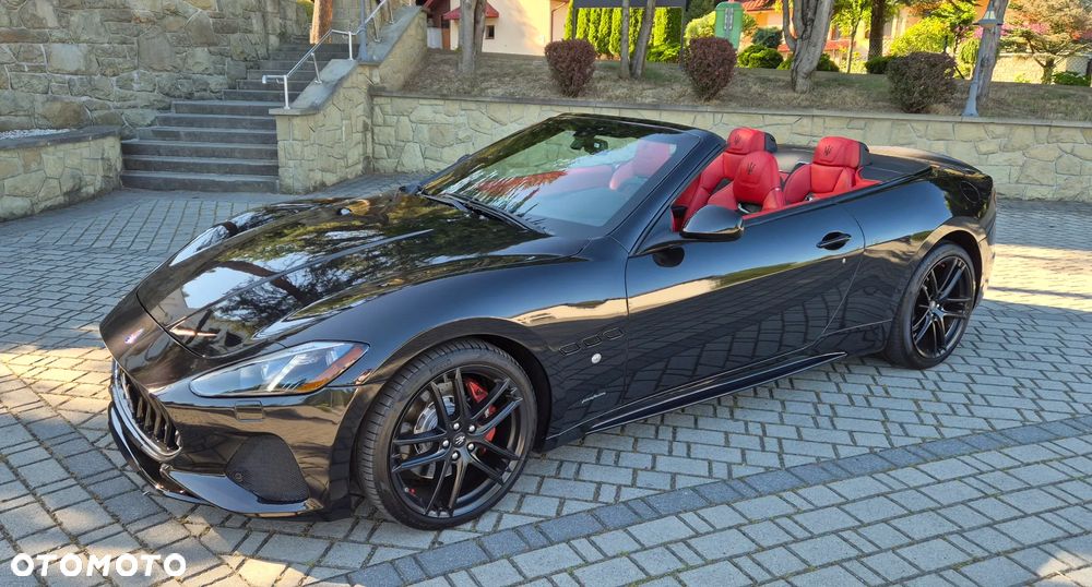 Maserati GranCabrio - 1