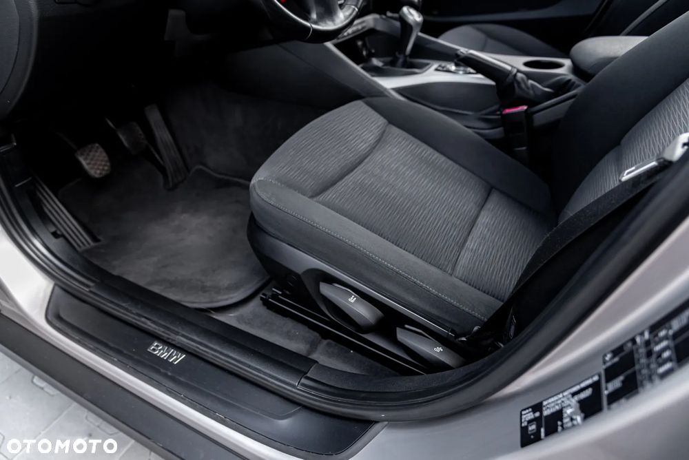 BMW X1 sDrive18d - 18