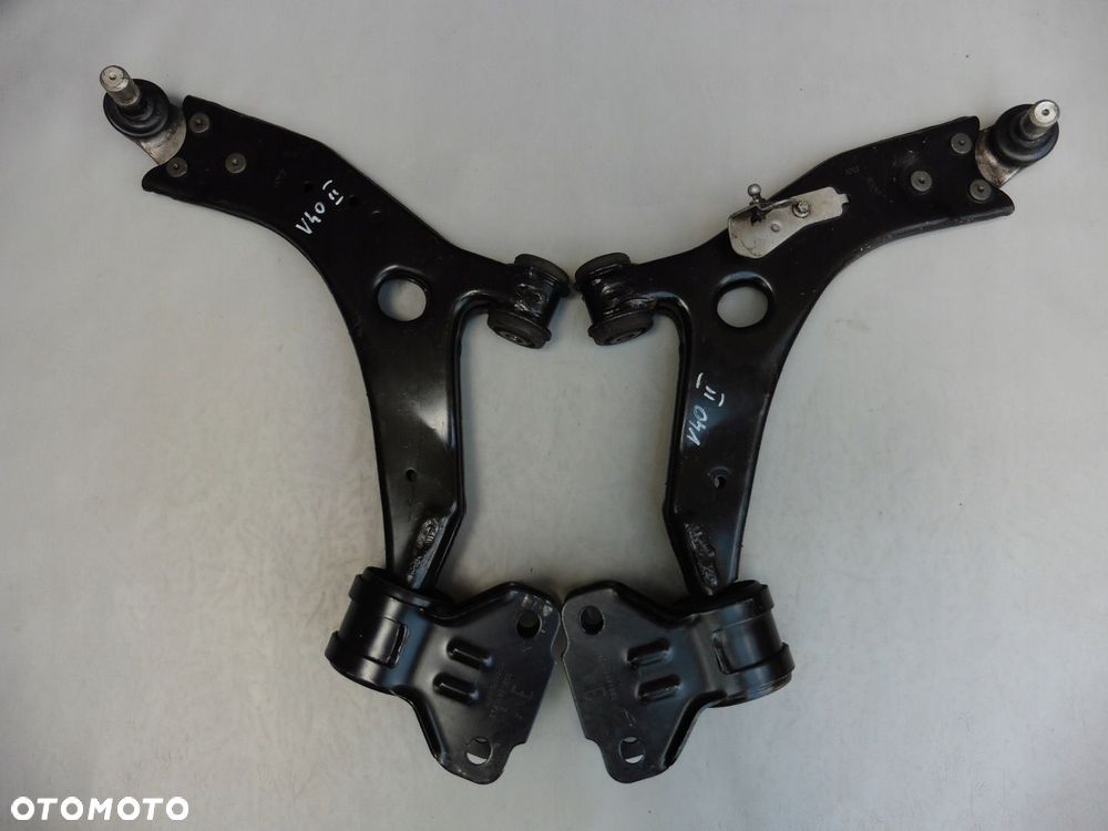 Wahacz lewy przód Volvo V40 II AV61-3A262-DA - 1